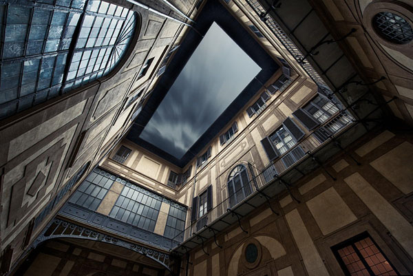 تصاویر عکاسی از معماری با خطوط  قدرتمند